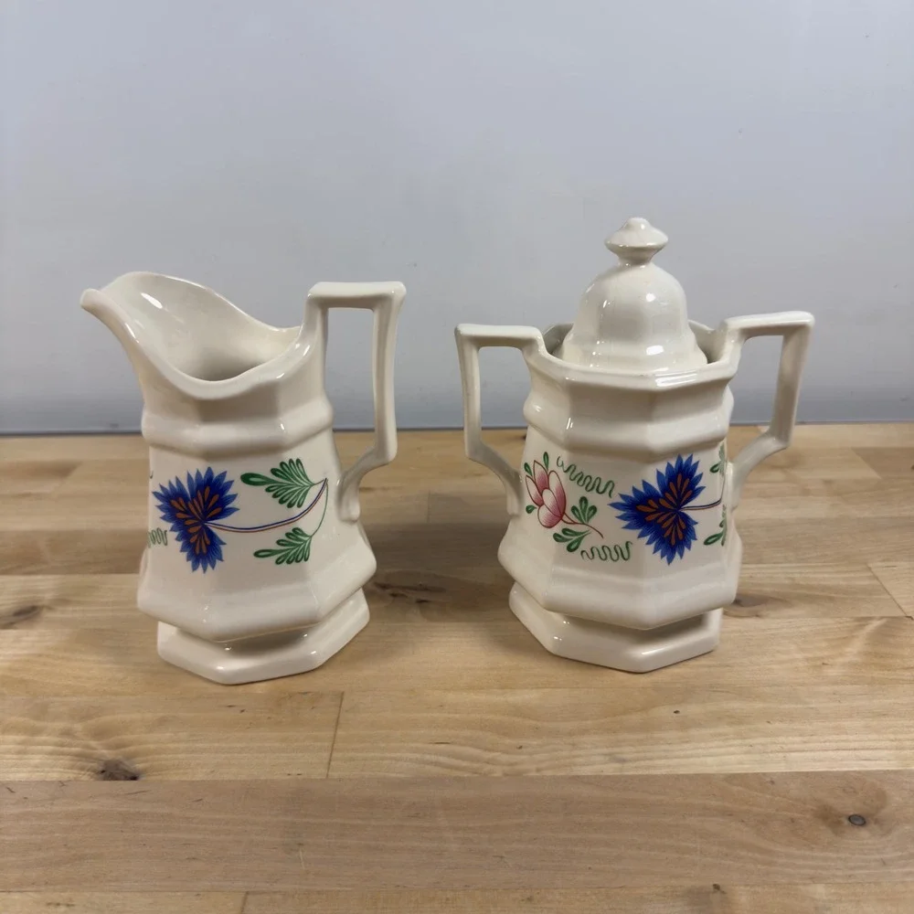 Pfaltzgraff Greenfield Village Museum Collection Creamer and Sugar Bowl Set